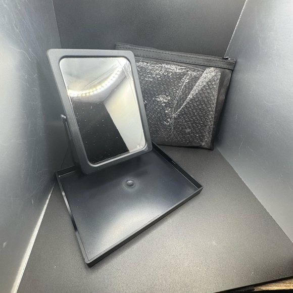 NWT Mary Kay Portable Makeup Mirror with Tray & Zip Pouch - Picture 13 of 14